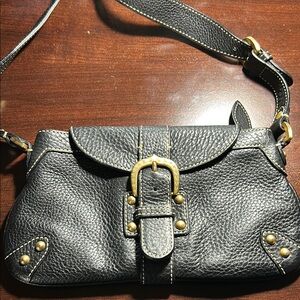Dooney and Bourke Black Leather Shoulder Bag.